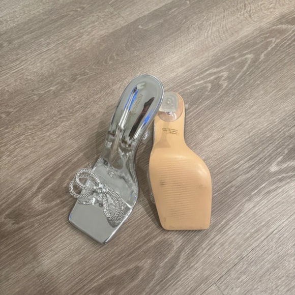 PrettyLittleThing Silver Bow Heels - Picture 2 of 4